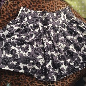 Cute party skirt!
